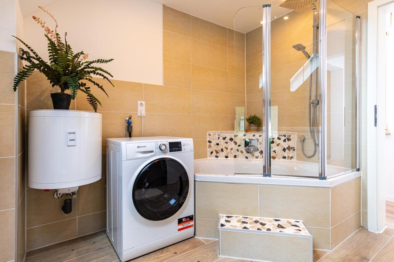 Relax-Apartment - Sauna & Spacious, Garage, 105 M2 Muhlacker Bagian luar foto